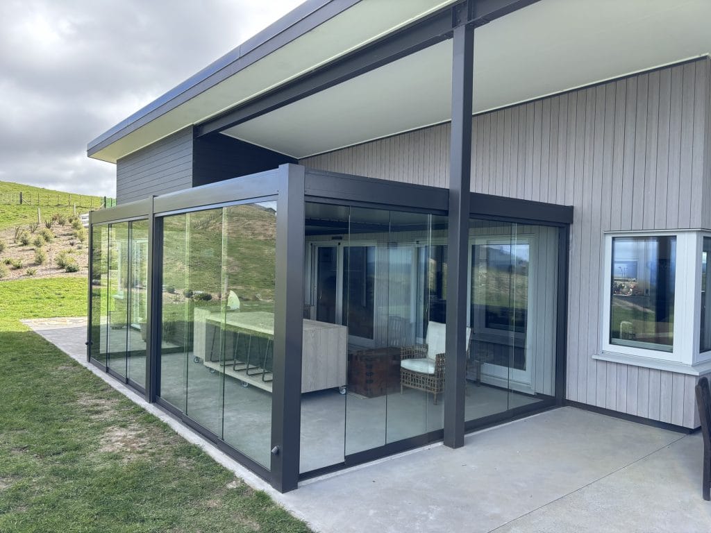 SunPivot louvre roof with Glaslide glass walls on a Taupo home